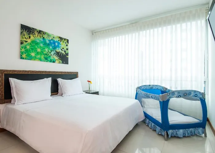 Travelers Orange Cartagena